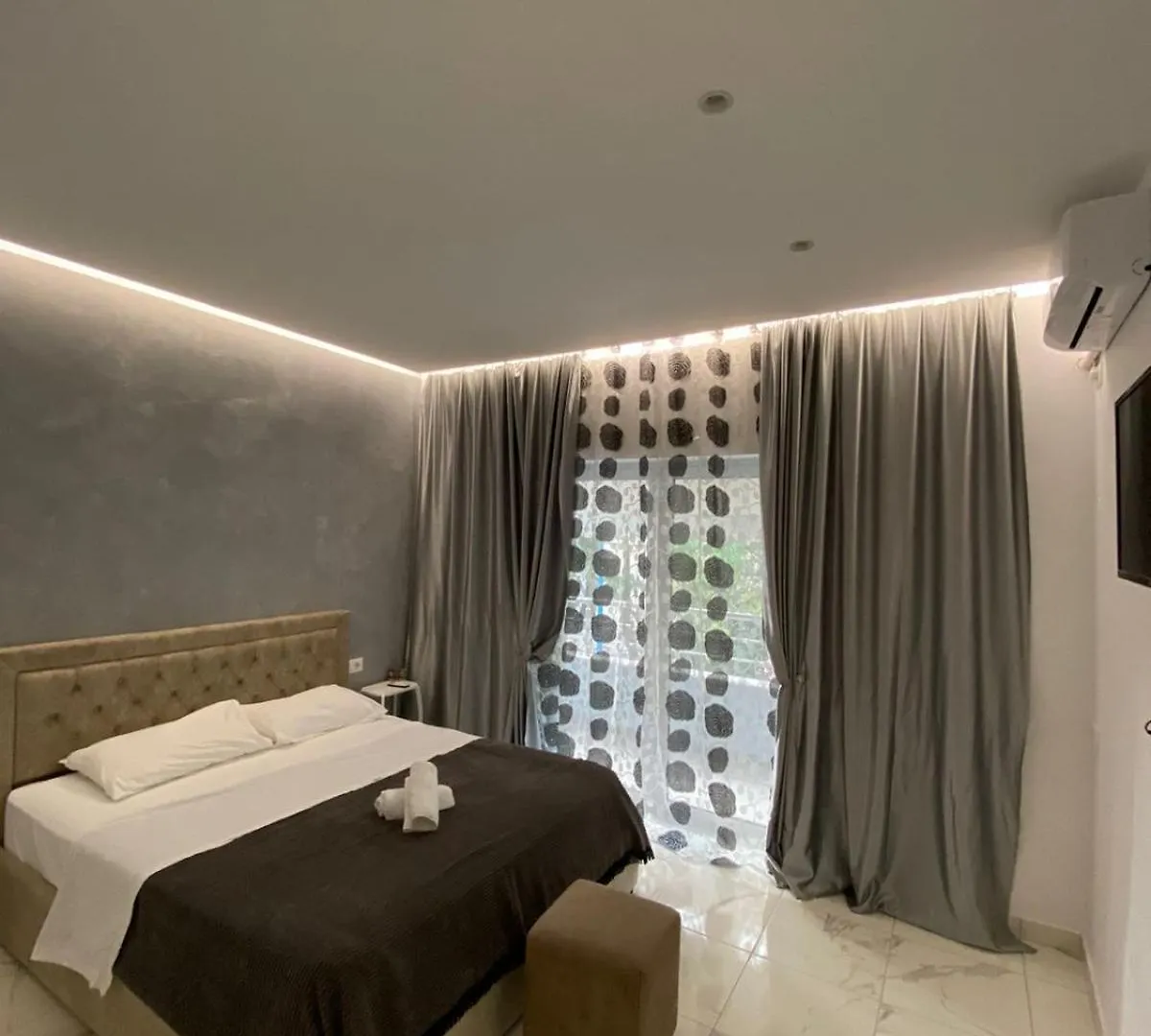 Beni 'S Apartments Sarandë